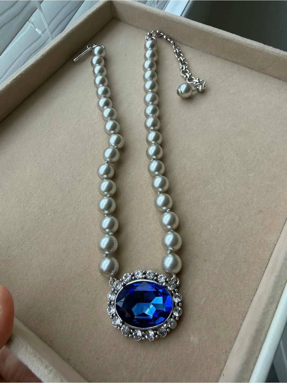 Pearl Necklace with Large Blue Crystal Pendant - Unbranded